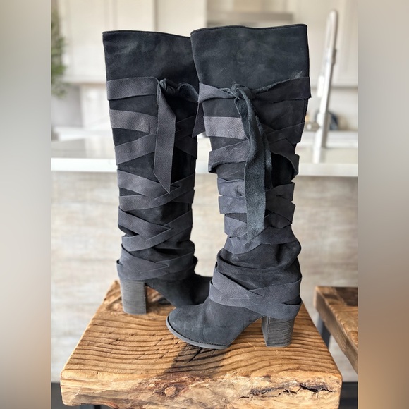 Free people Women's Paradiso  Black Suede Wrap Knee-High Boots - Picture 3 of 8